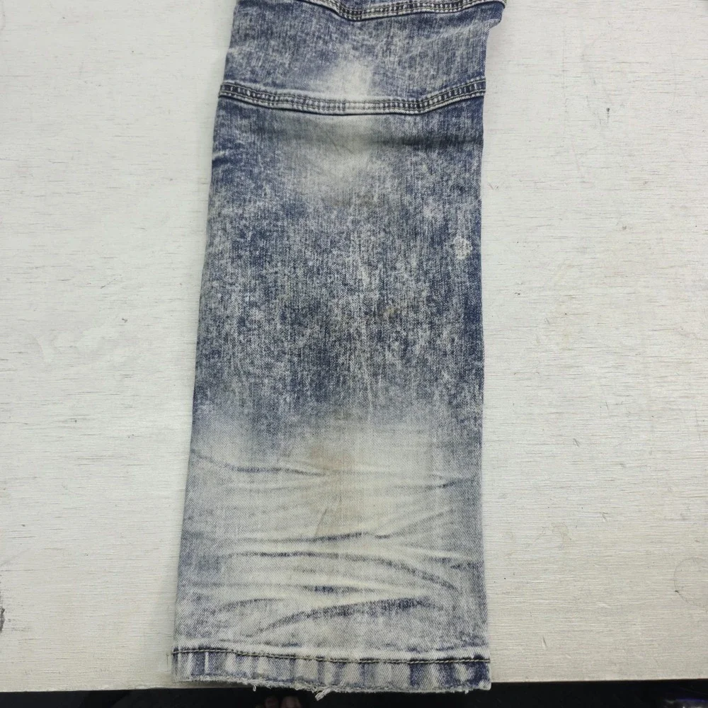 Makobi Biker Jeans Men's Size 36x32 Acid Wash Distressed Paint Splatter Moto